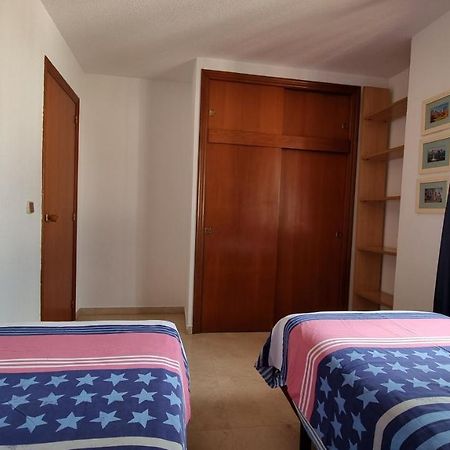 Atico Con Terraza Y 2 Habitaciones En Casco Antiguo Benidorm Zewnętrze zdjęcie