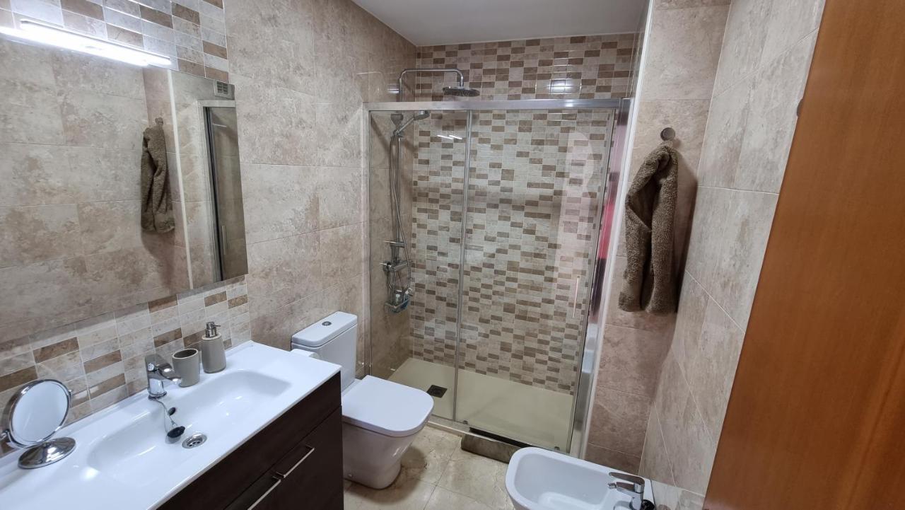Atico Con Terraza Y 2 Habitaciones En Casco Antiguo Benidorm Zewnętrze zdjęcie
