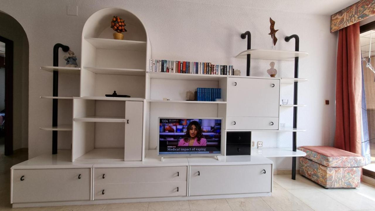 Atico Con Terraza Y 2 Habitaciones En Casco Antiguo Benidorm Zewnętrze zdjęcie